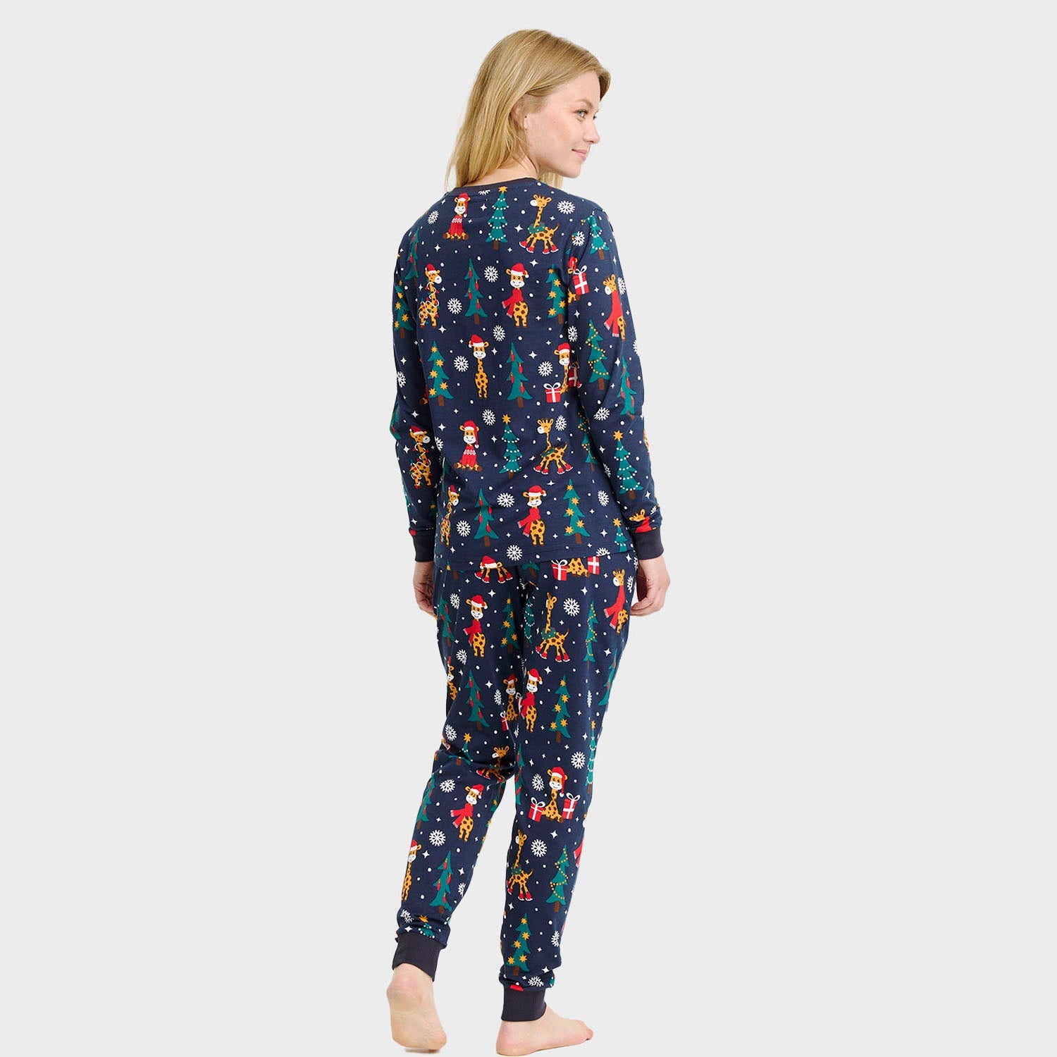 Kirahvin Joulupyjama – Naiset